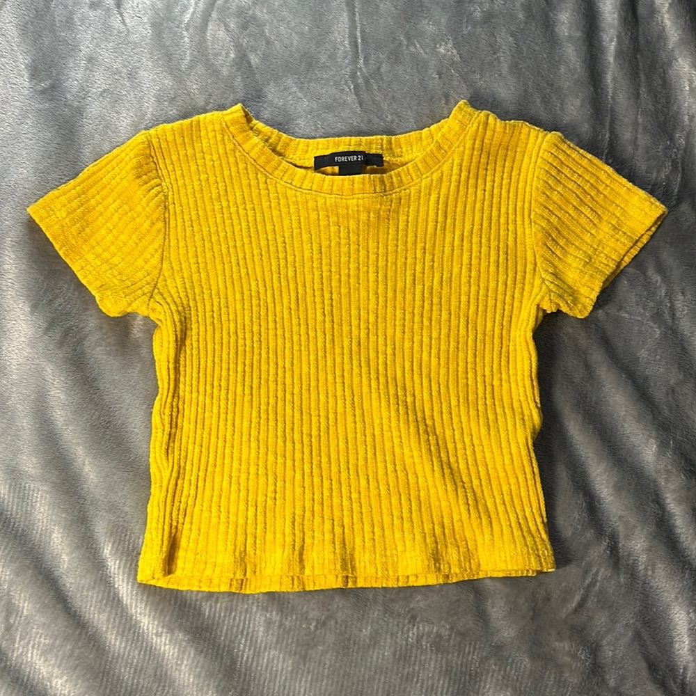 Cropped Forever 21 shirt